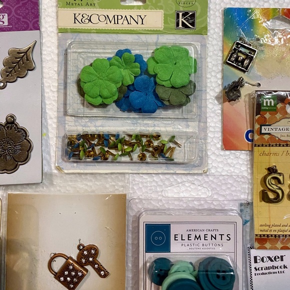 NWT 8pc CARD/CRAFT BUNDLE - Picture 6 of 6